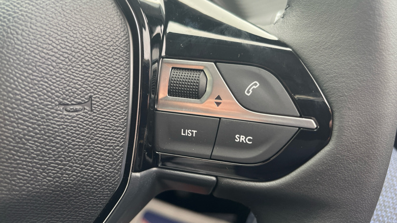 Peugeot 208 1.2 PureTech 100 Allure 5dr Petrol Hatchback